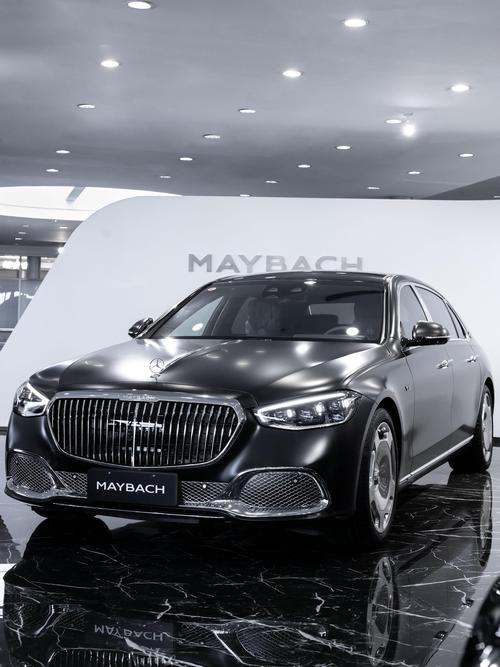 重庆290岚图汽车的售后服务让用户无忧出行，迈巴赫未来的豪华车趋势